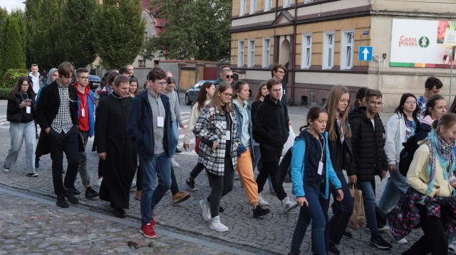  IV Archidiecezjalny Dzień Wspólnoty Młodzieżowych Duszpasterstw Parafialnych 