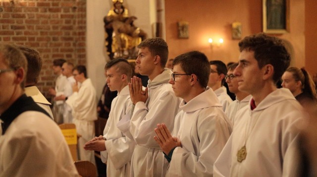  IV Archidiecezjalny Dzień Wspólnoty Młodzieżowych Duszpasterstw Parafialnych 
