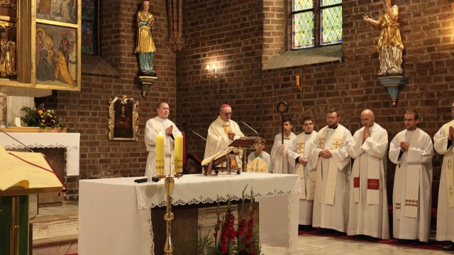  IV Archidiecezjalny Dzień Wspólnoty Młodzieżowych Duszpasterstw Parafialnych 