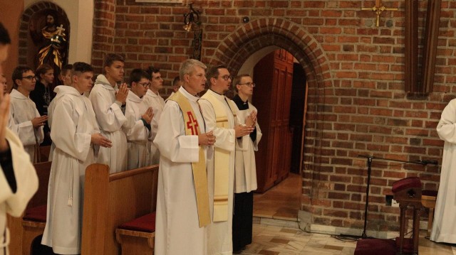  IV Archidiecezjalny Dzień Wspólnoty Młodzieżowych Duszpasterstw Parafialnych 