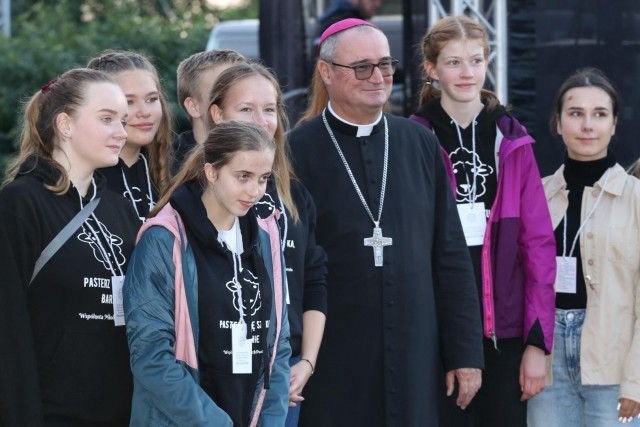  IV Archidiecezjalny Dzień Wspólnoty Młodzieżowych Duszpasterstw Parafialnych 
