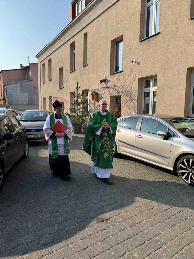  Liturgiczne wprowadzenie proboszcza 
