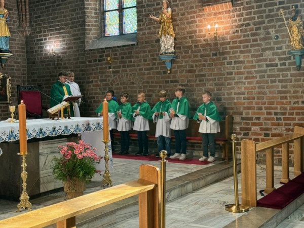  Przyjęcie do służby nowych ministrantów 