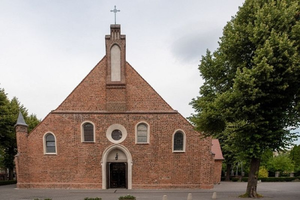  Kościół 