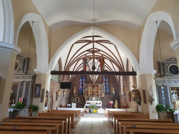  Kościół 